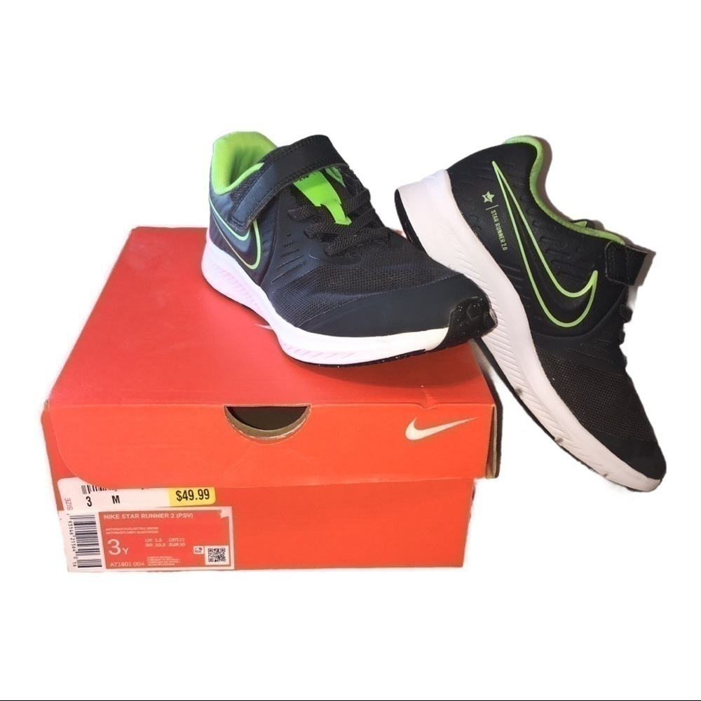 Youth Nike Star Runner 2 Sneakers